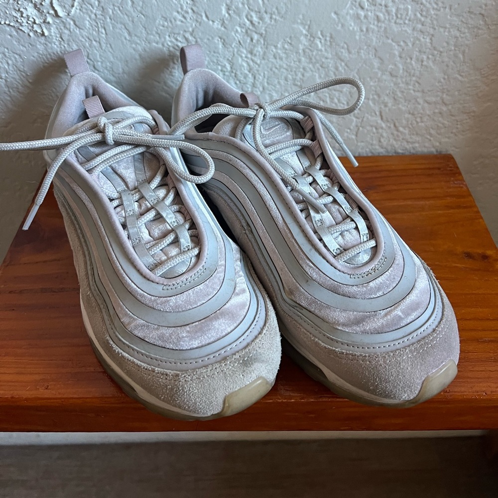 Nike Air Max 97 Size 9 Womens Pink/Beige Suede